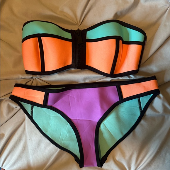 Triangl bikini - Picture 1 of 4